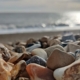 Kiviä rannalla.